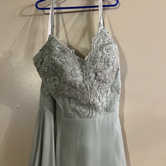 COPY - AZAZIE Bridesmaid Dress - Picture 5 of 9